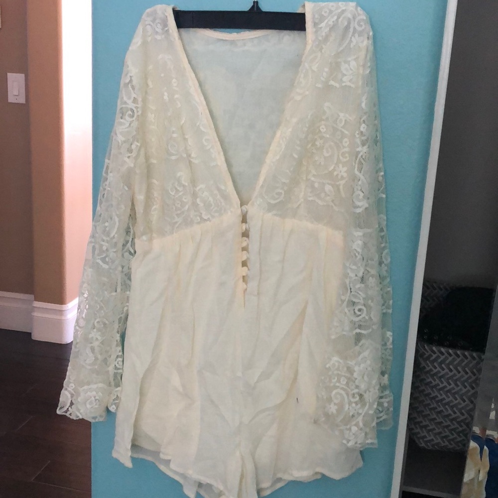 Light yellow lace romper